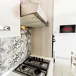 Appartement - Free Parking - Next To Metro